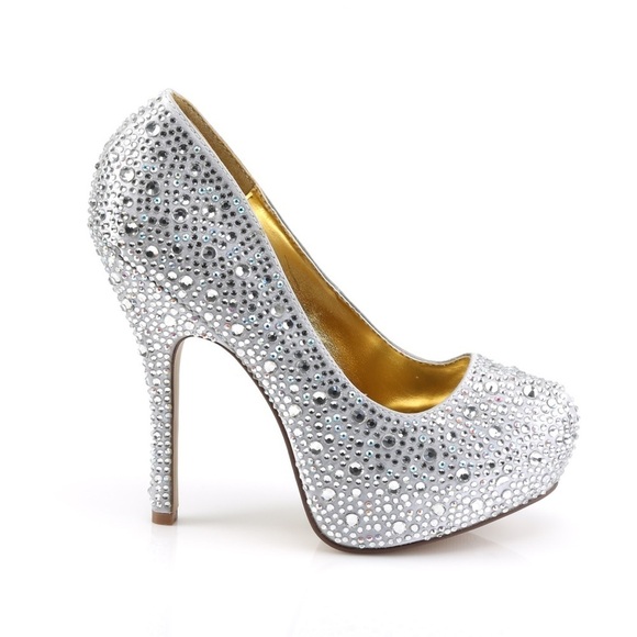 Silver platform heels with crystals size 6 or 5 NWT - Picture 15 of 15